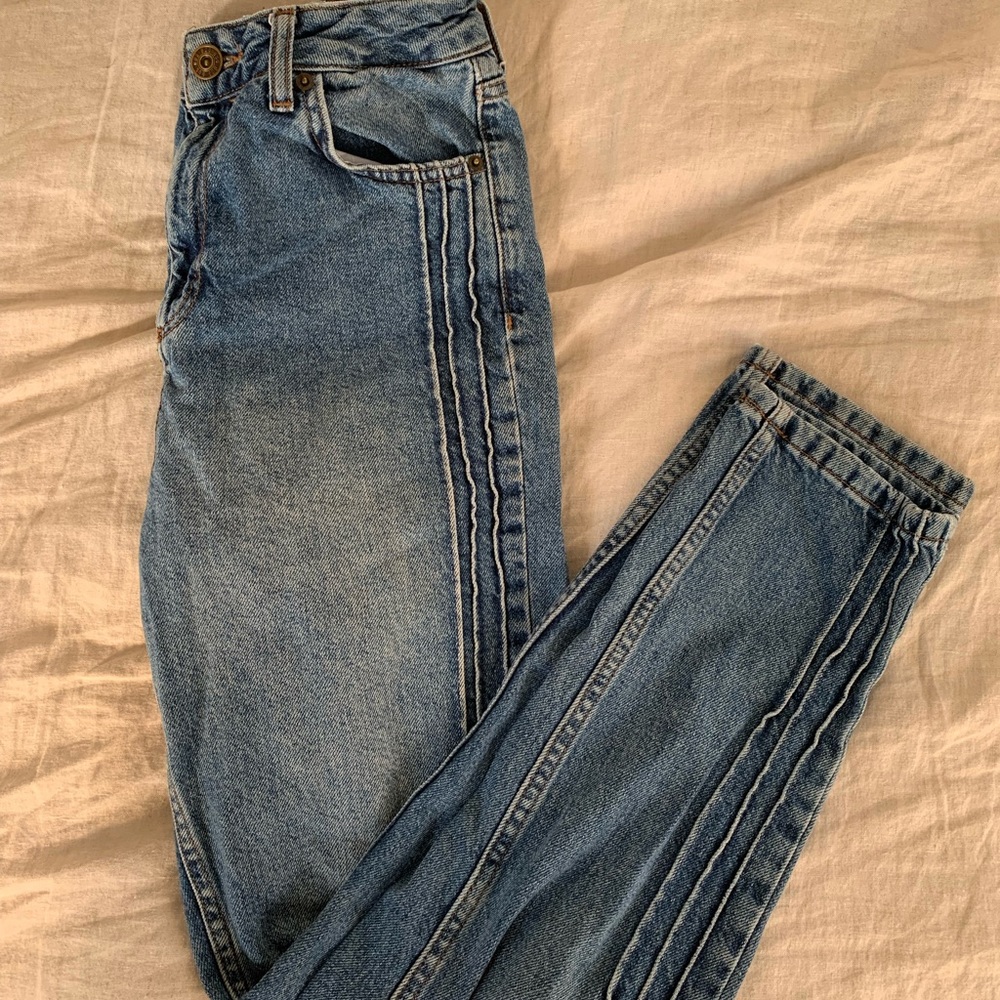 BDG Retro Mom Jeans